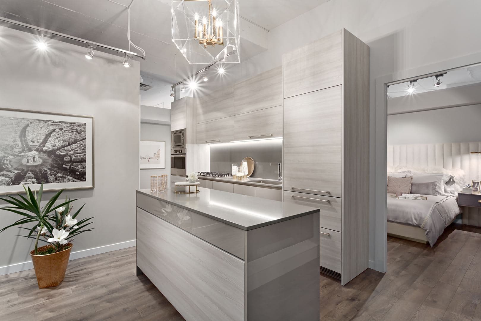 Bordeaux Condos - Image 9