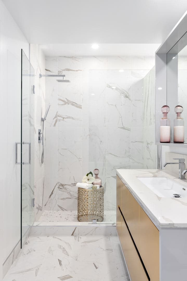 Bordeaux Condos - Image 17