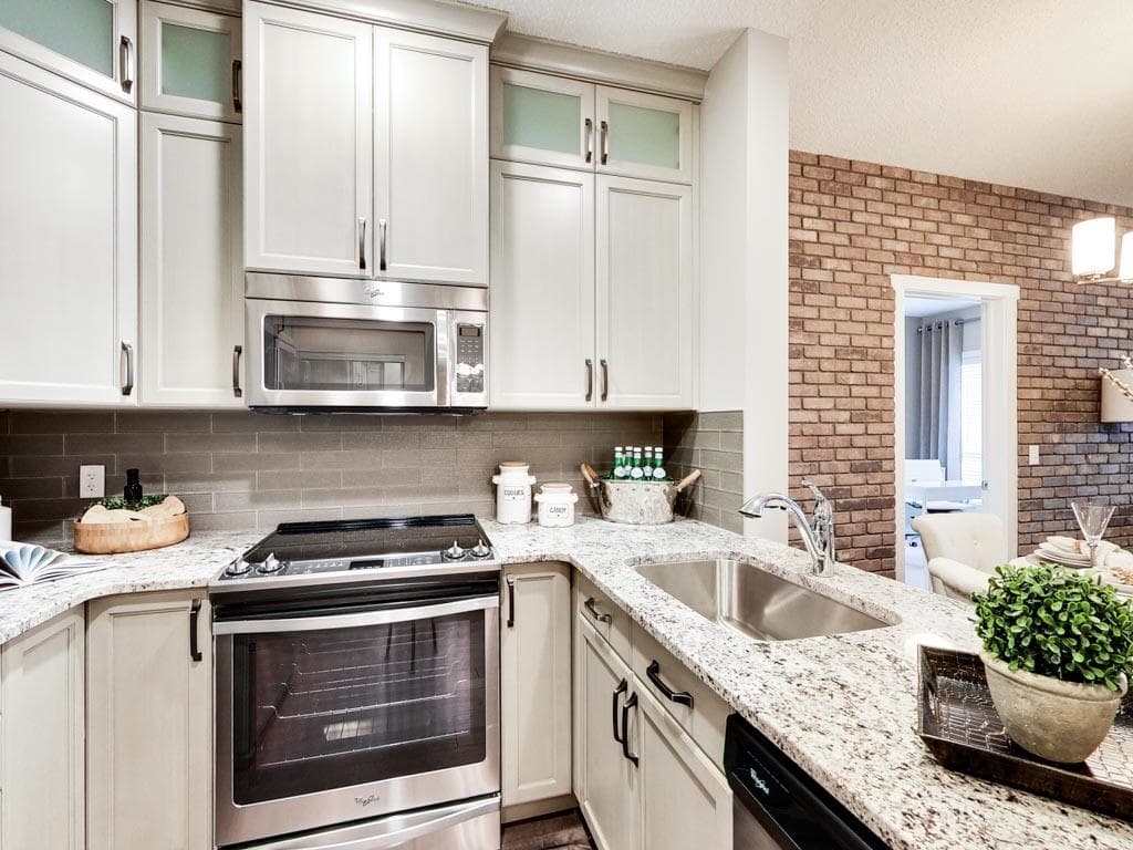 ALOFT Skyview Condos - Image 33