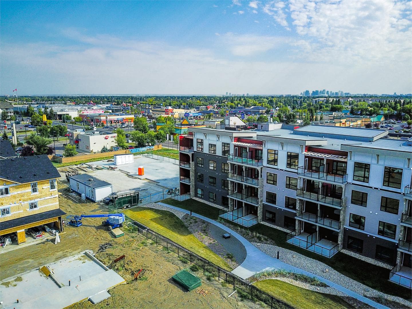 ALOFT Skyview Condos - Image 3