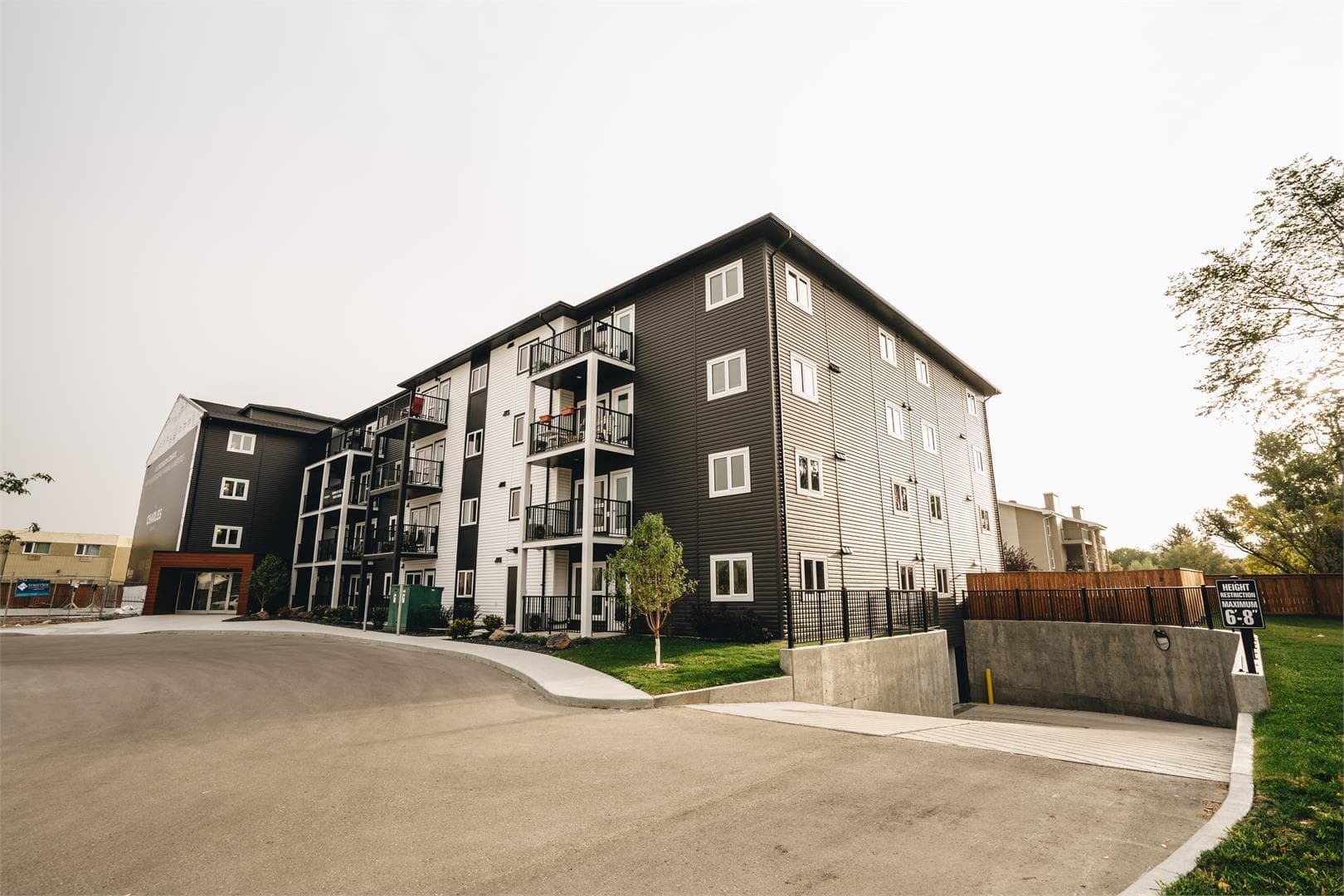 The Charles Condos - Image 6