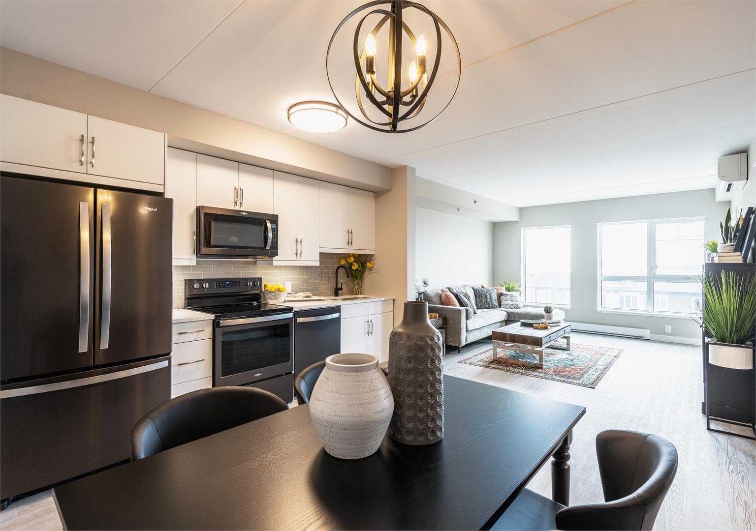 The Rise Condos - Image 15