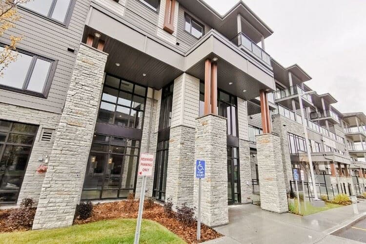 Veritas Condos - Image 3