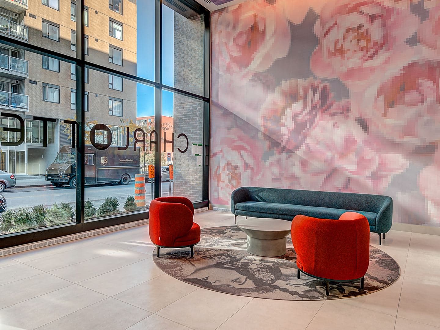 Charlotte Condos Société - Image 4