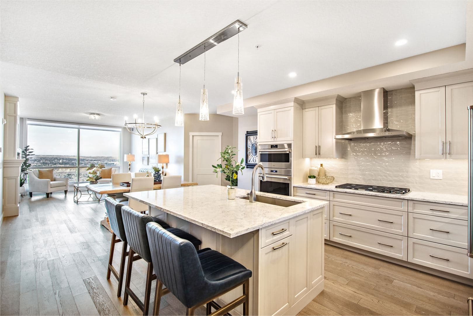 The Views Condos - Image 4