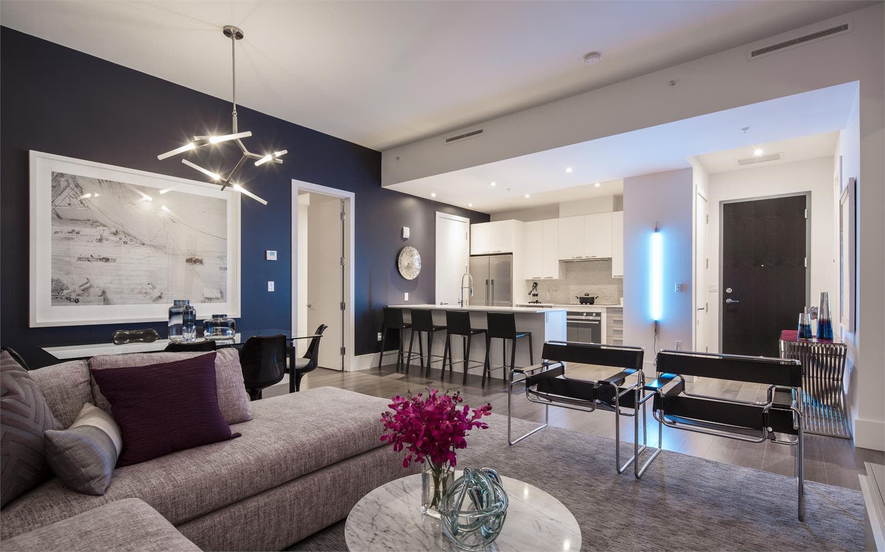 Le Peterson Condos - Image 13