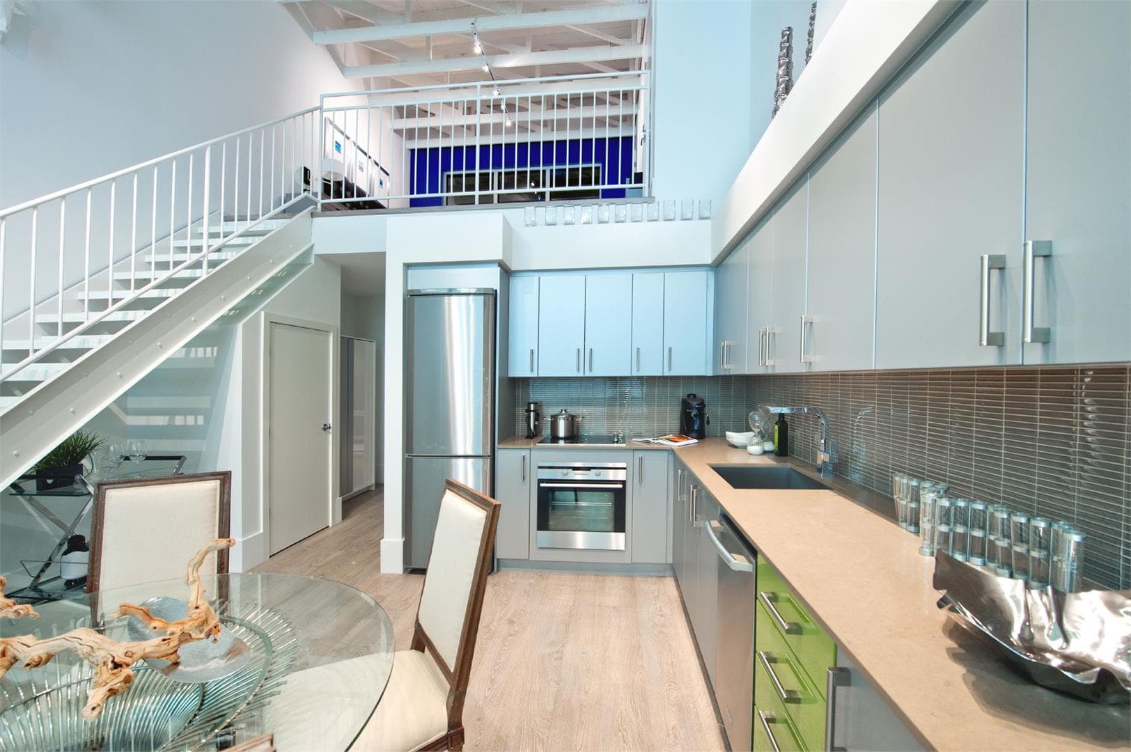 Le Peterson Condos - Image 10