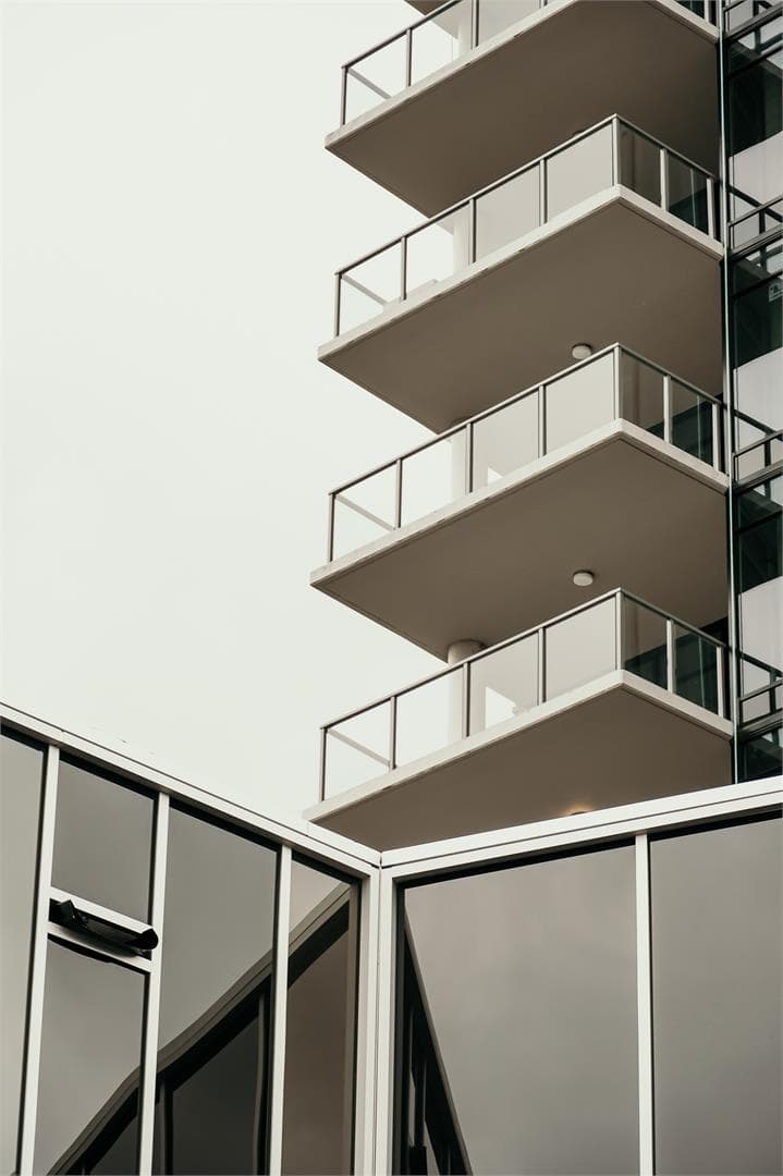 West Block Glenora Condos - Image 4