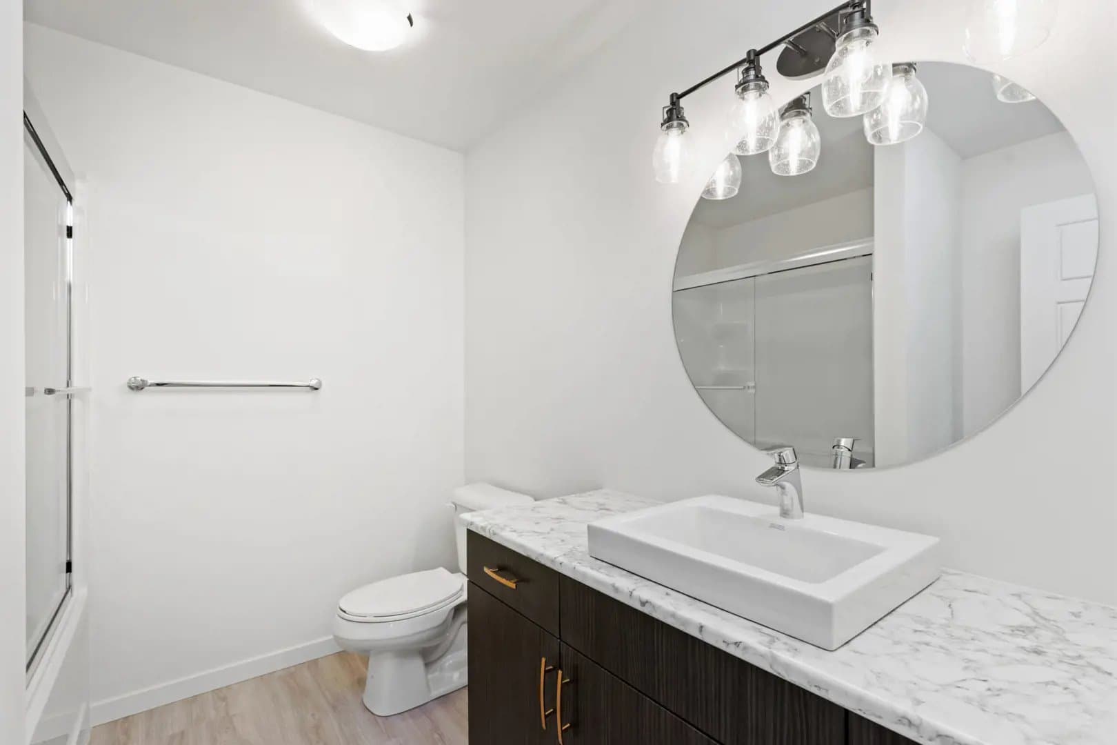 Flora North Condos - Image 12