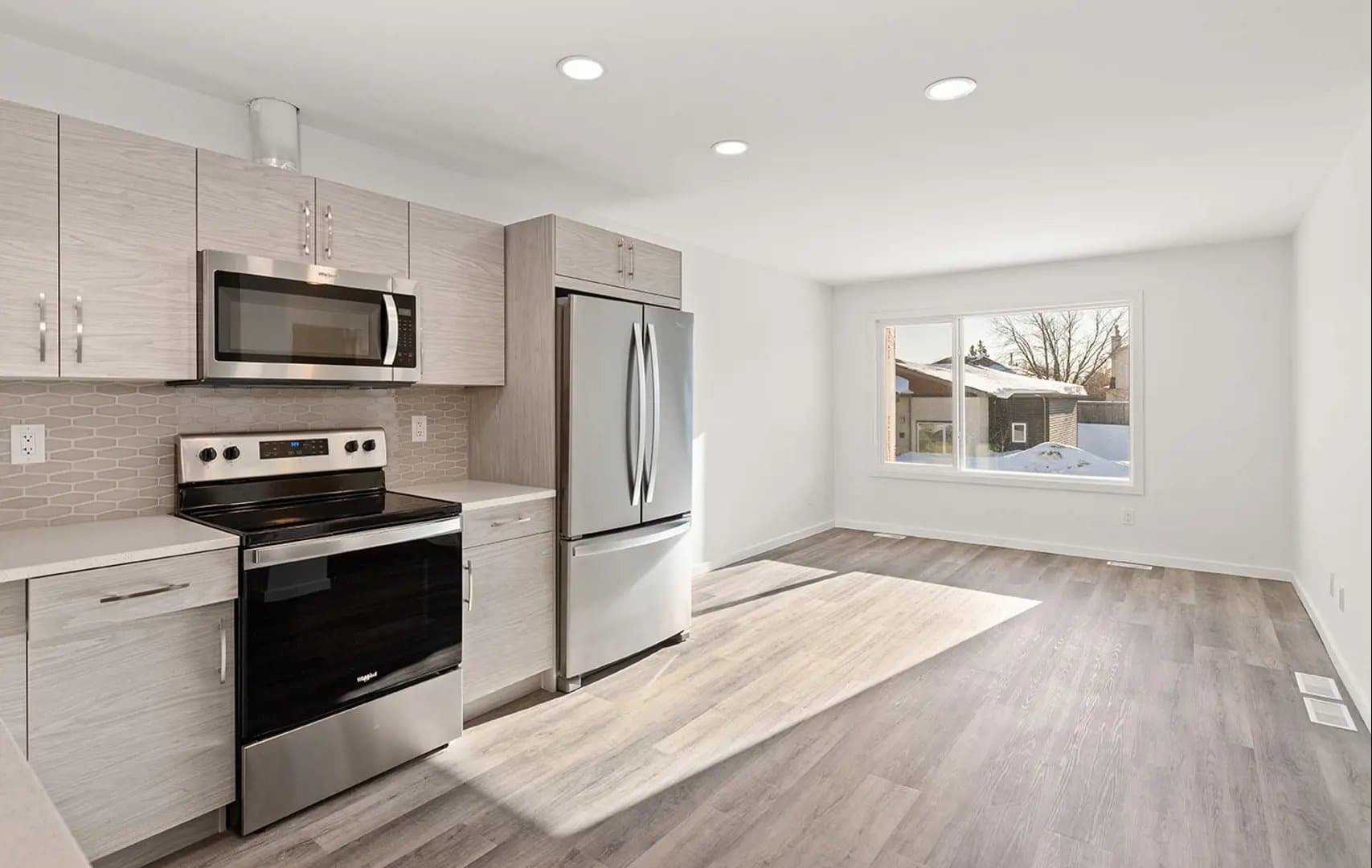 Flora North Condos - Image 7