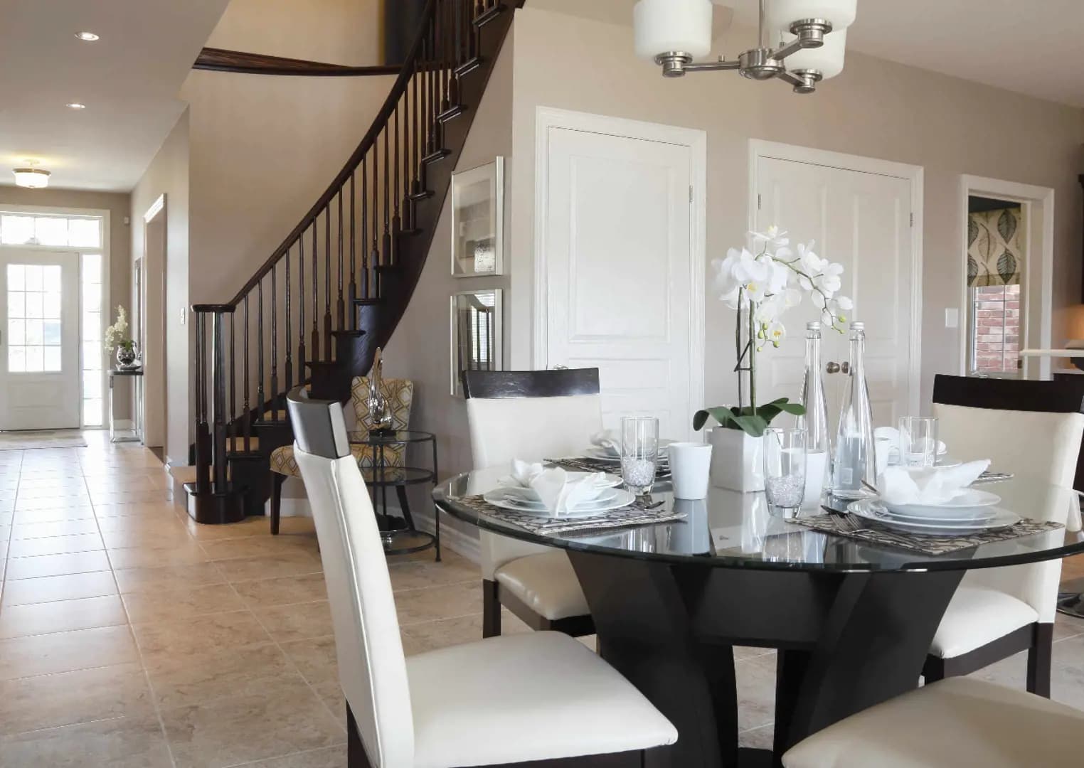 Alliston Woods Towns - Image 2