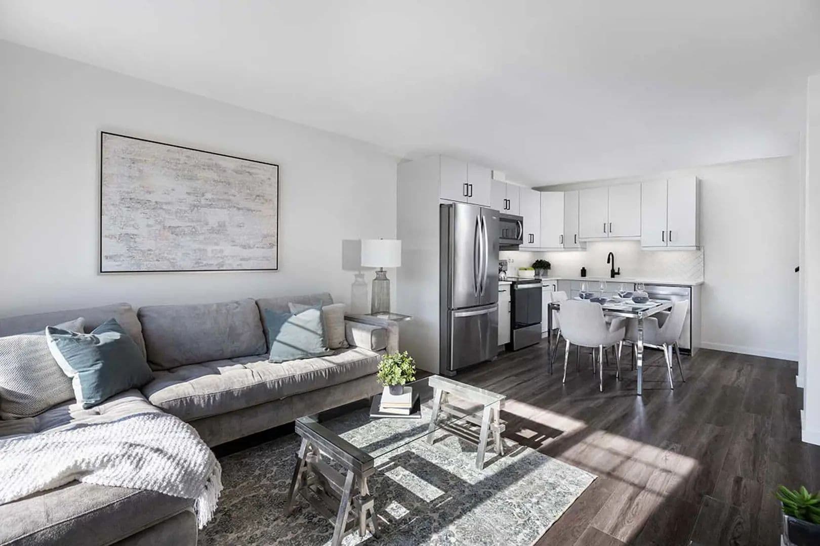 Flora North Condos - Image 5