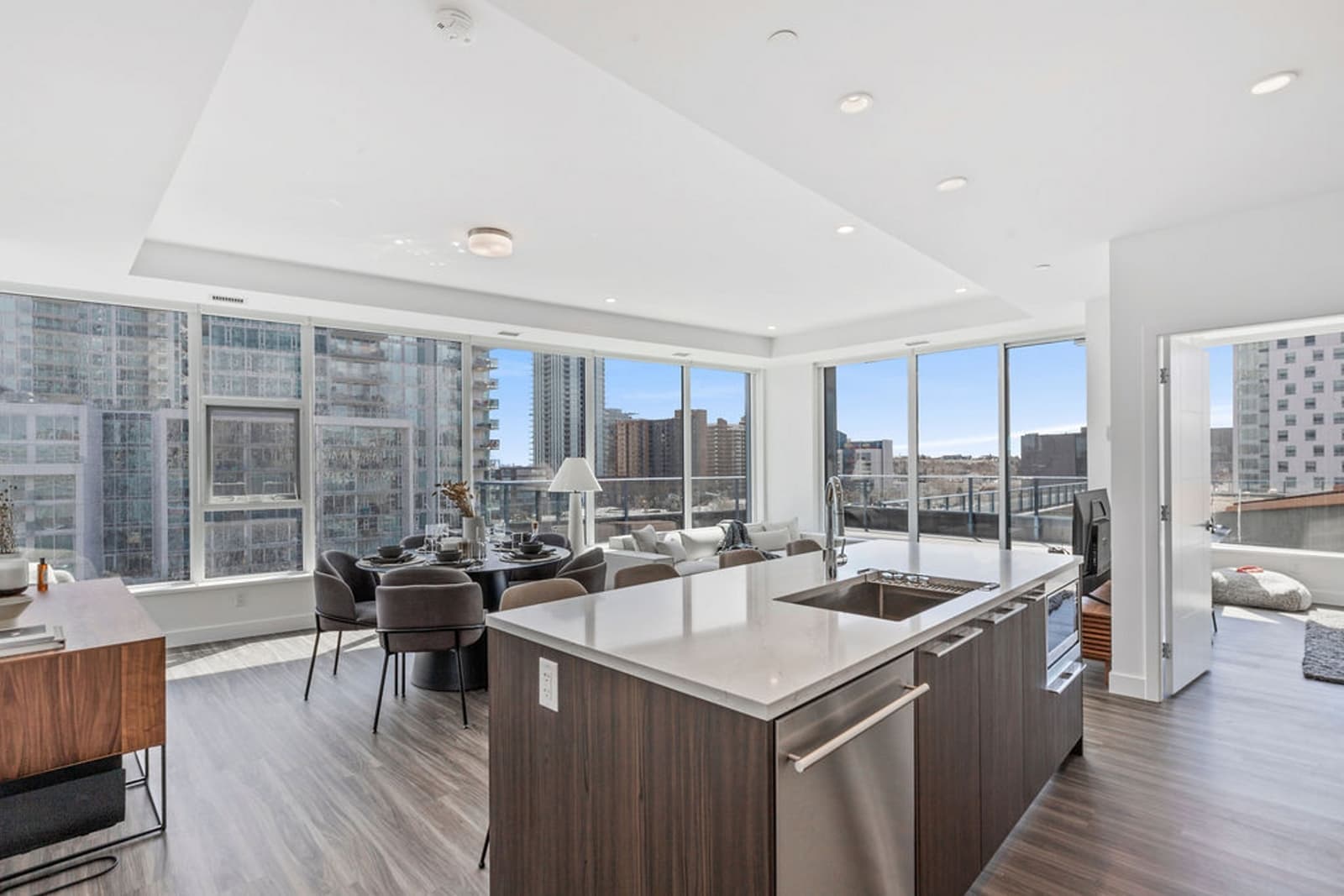 Arris Residences Condos - Image 10