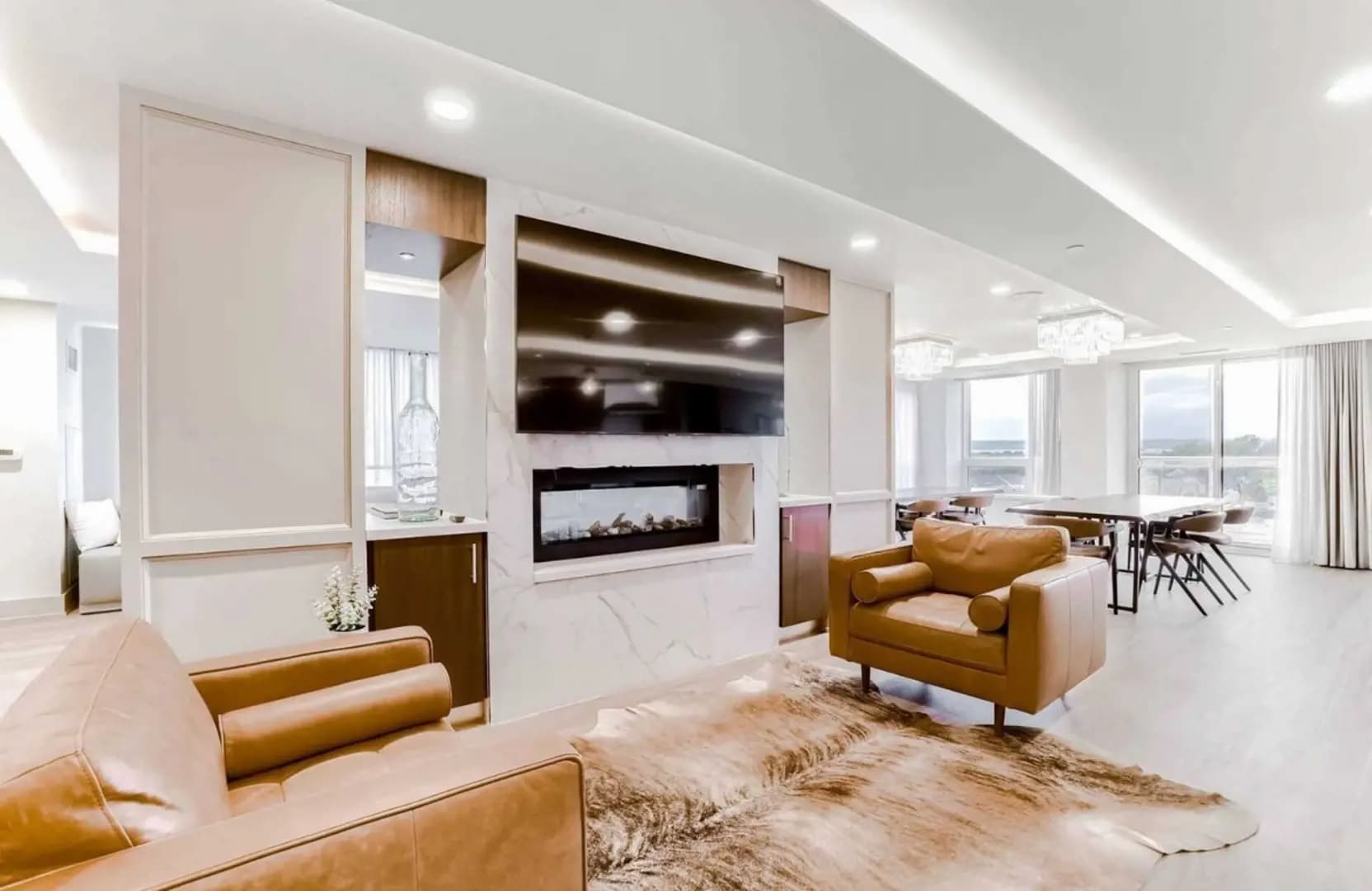 Art on Main Condos - Image 7