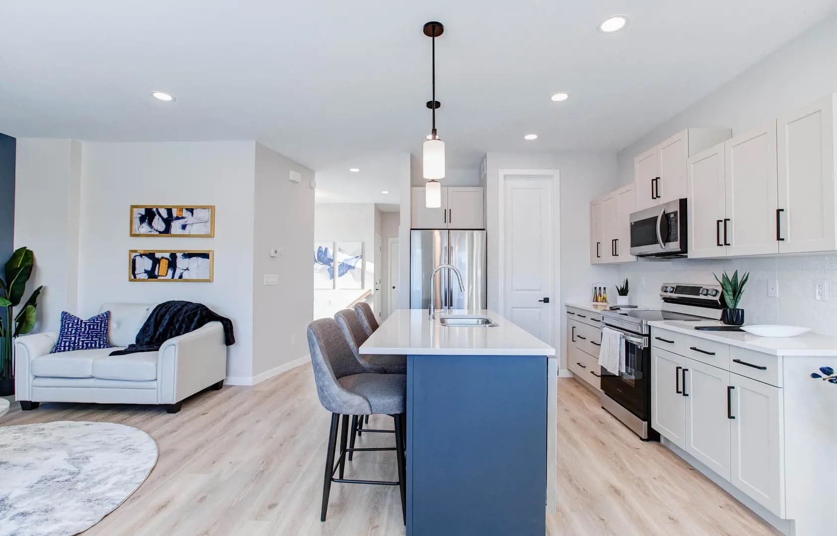 Morning Star Lane Condos - Image 6