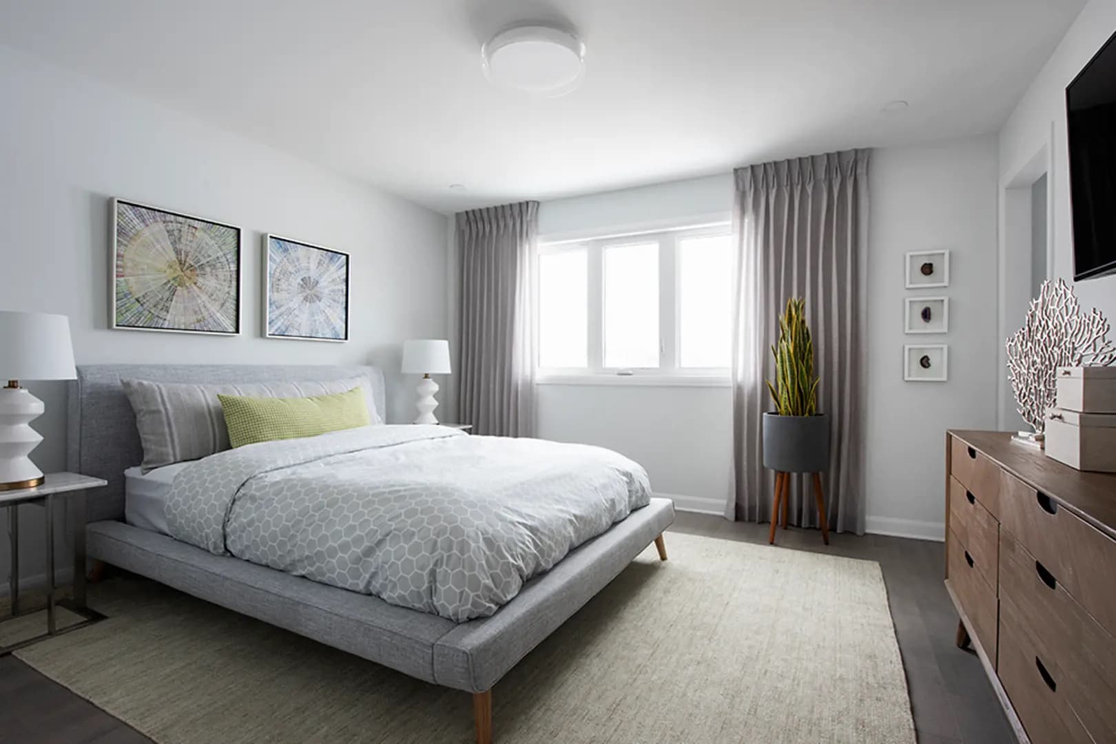 Avalon West Towns - Image 18