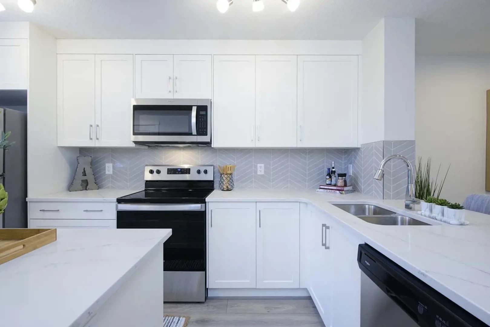 Zen Mahogany Towns - Image 12