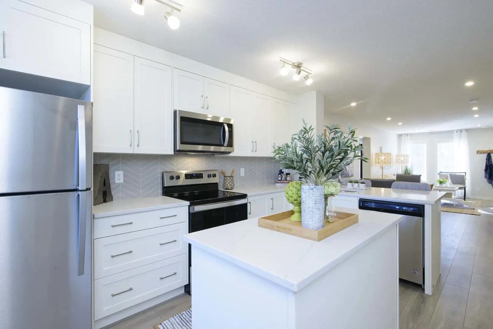 Zen Mahogany Towns - Image 14