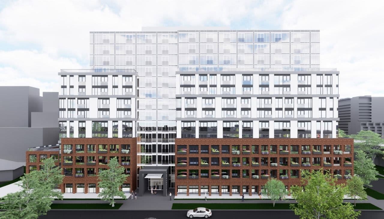 Maxium 11 Vinci Crescent Condos